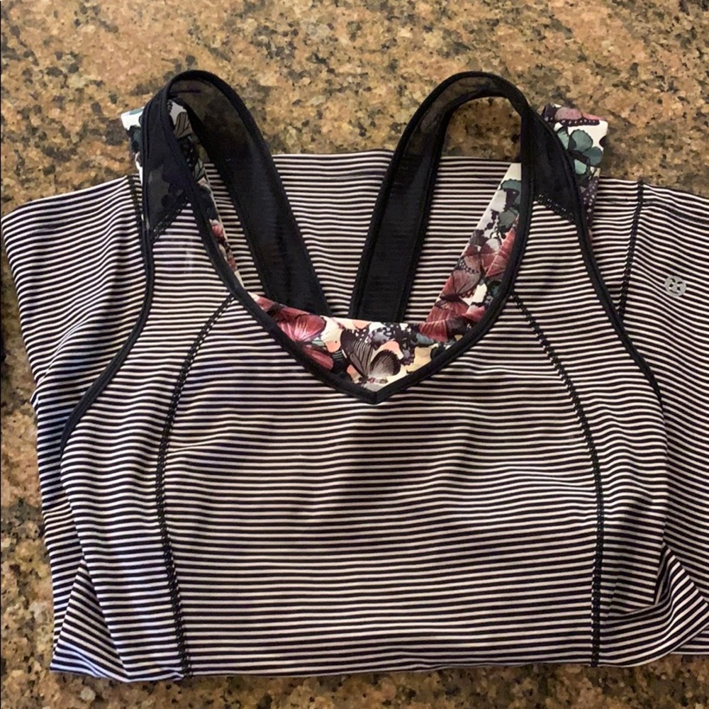 Lulu lemon top butterfly design+built in bra
